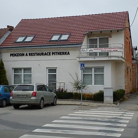 Penzion Pitnerka Hustopeče Kültér fotó